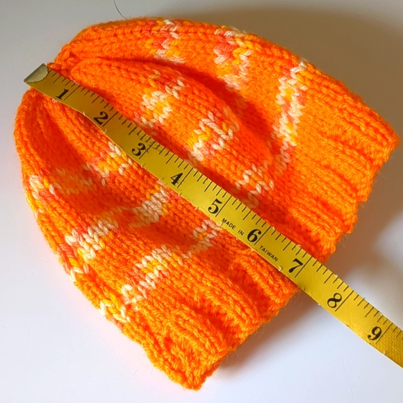 Lot of 3 Kid's NWOT Hand Knitted Wool Beanie Caps, Unique Unisex Multicolored - Picture 6 of 14